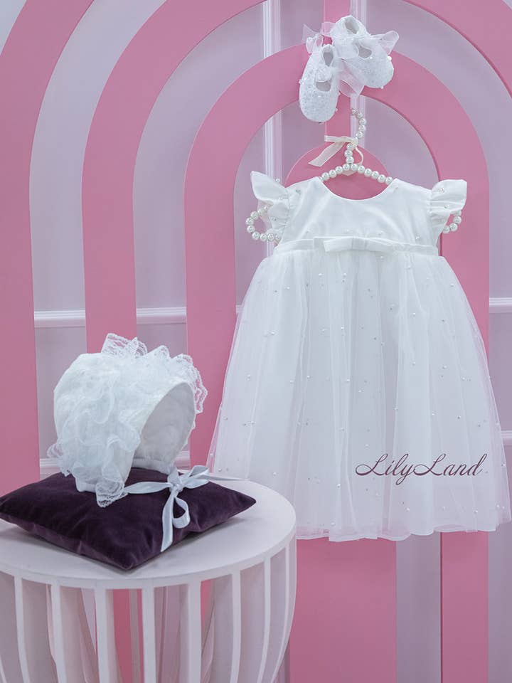 Robe de baptême/baptême ivoire pour petite fille avec perles pour la vente par Lilyland