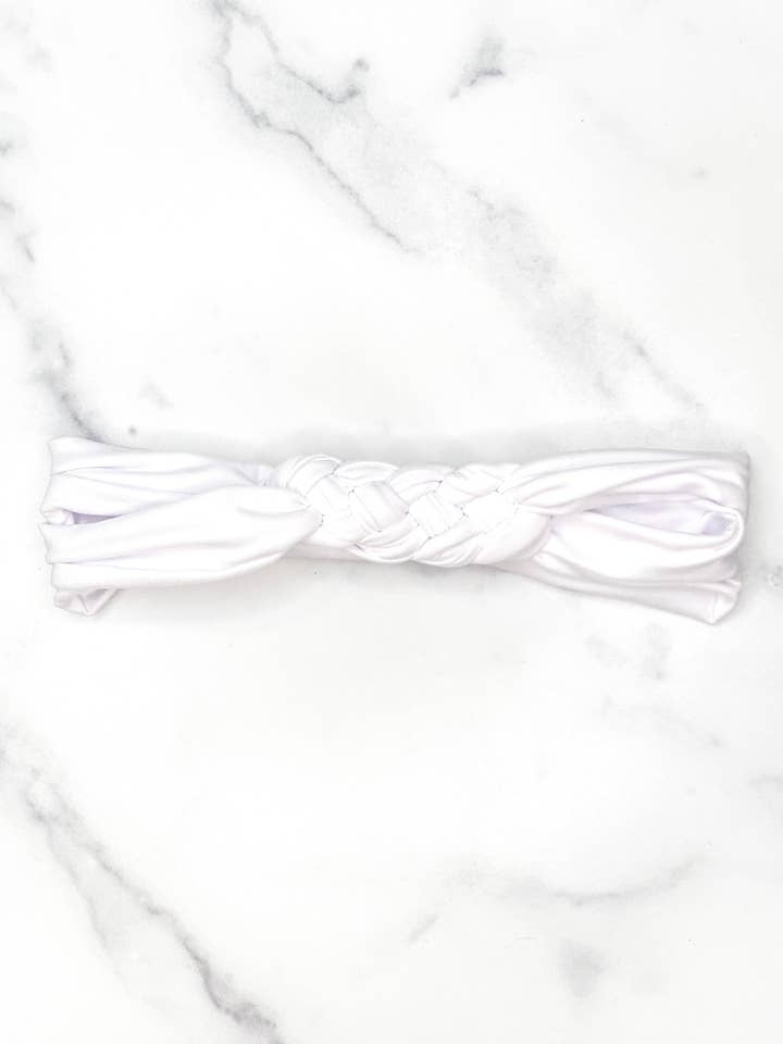Bandeau tressé blanc pour la vente par MandaBees Headbands