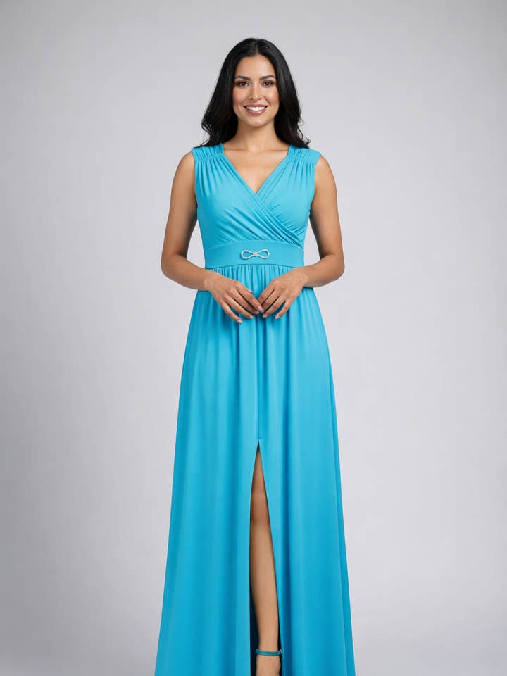 Robe longue élégante avec détail bijou – Turquoise | Mad pour la vente par JASMINE & CO. SRL