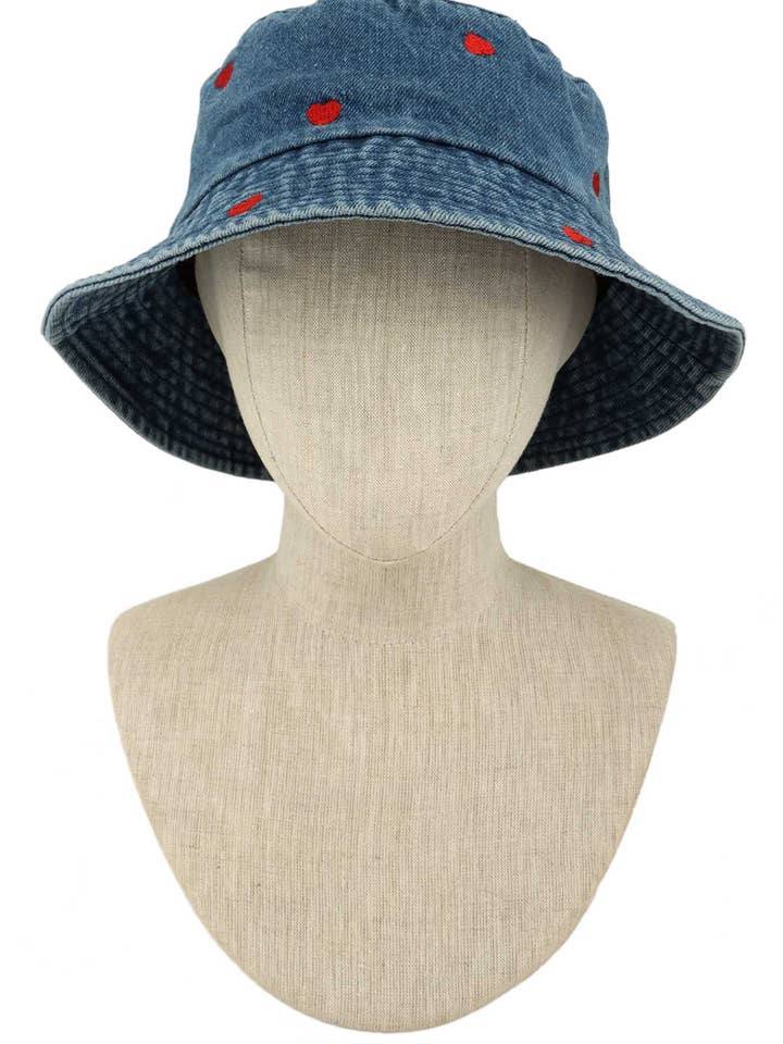 FISCHERHUT AUS DENIM MIT HERZSTICKEREI AHT90993 für den Großhandel von anbfashion