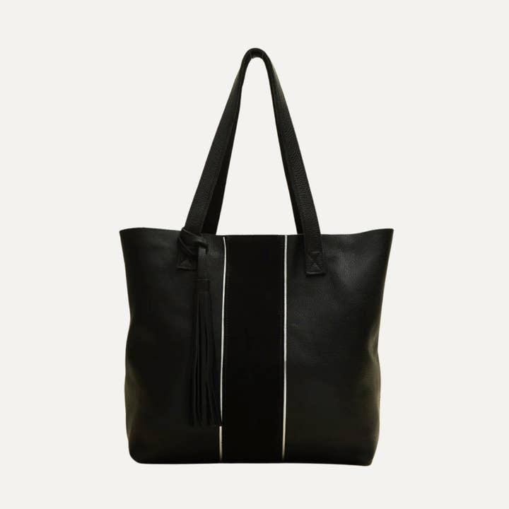 Zwarte draagtas van leer en suède met zilveren biezen voor wholesale door Paulyjen