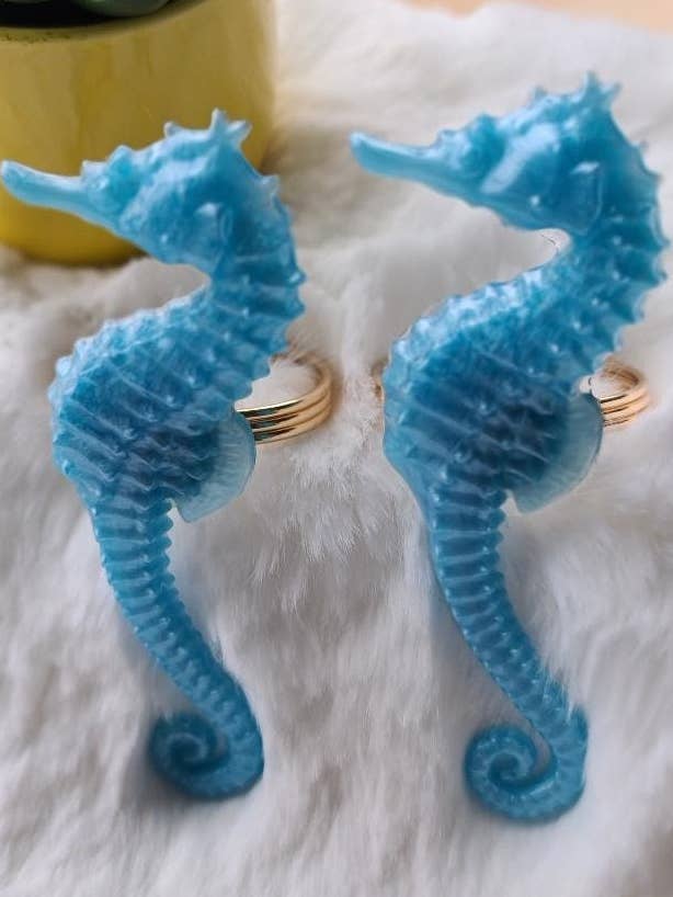 Set di 2 portatovaglioli in resina a forma di cavalluccio marino, decorazione a tema spiaggia per la vendita all'ingrosso da parte di BabyGirl Creations
