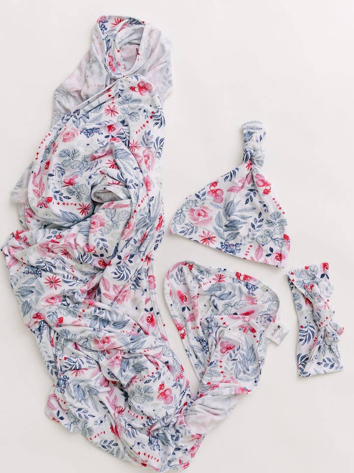 Couverture emmaillotage pour nouveau-nées - Bloom pour la vente par Stroller Society