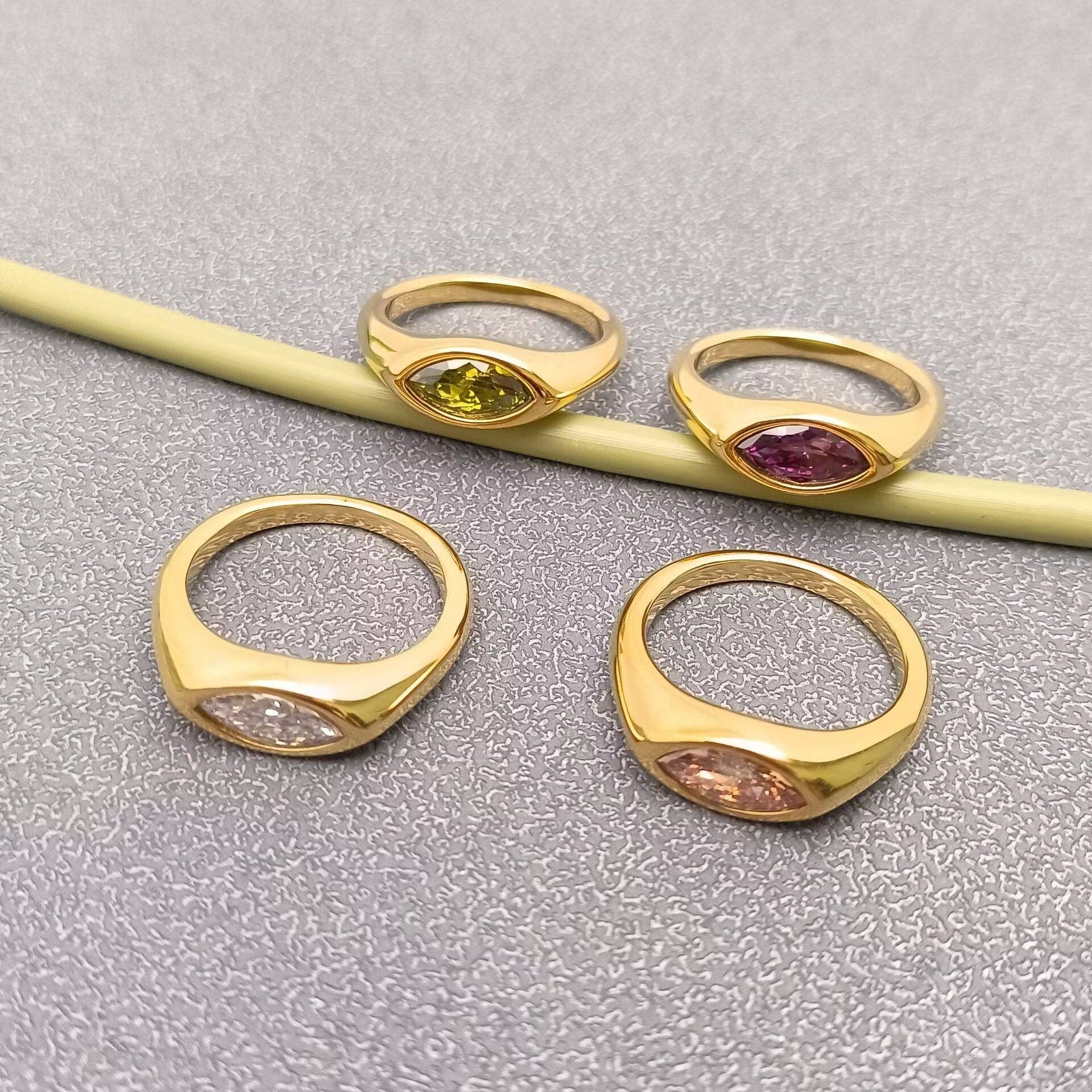 Mio Queena – wholesale Single stone/solitaire ring – FGS - Horse Eye Zircon 18K Gold Plated Stainless Steel Ring6