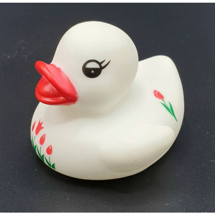 TRAAGOODS.COM - Wholesale Decorative Figurine - Dutch Ducky Tulips 5 cm1