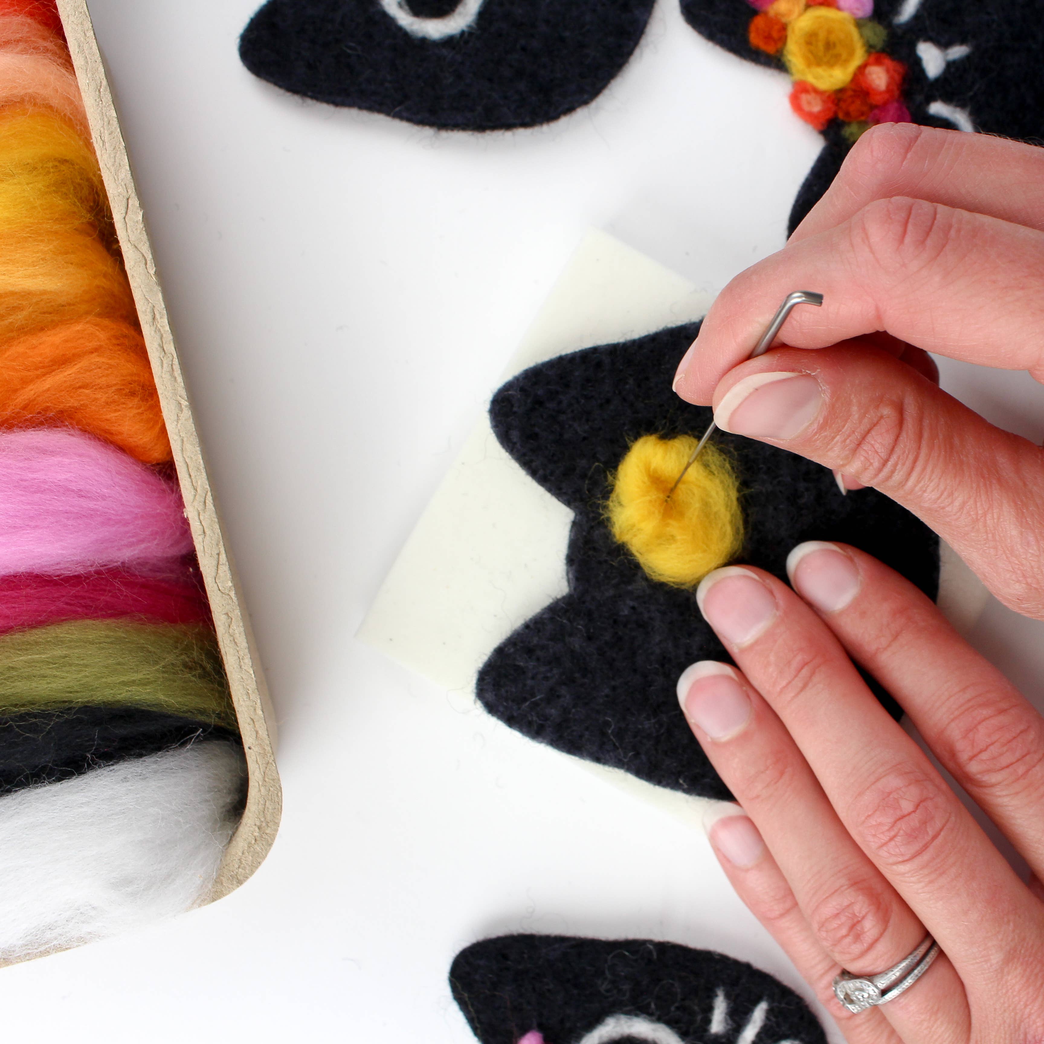Sheep Creek Studio - Wholesale DIY Craft Kit - Mini Black Cats Felting Craft Kit 2