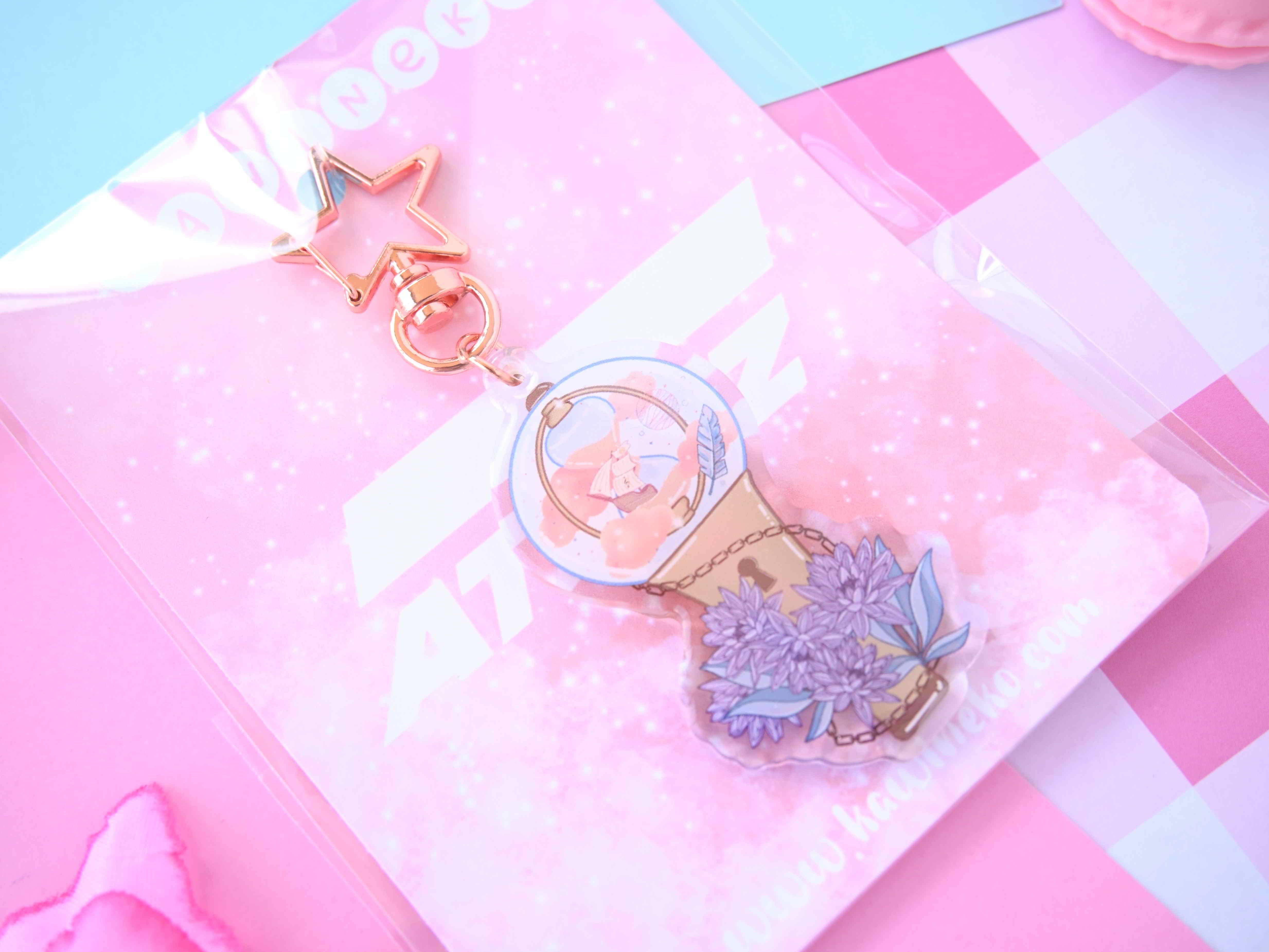 Kawineko - Wholesale Keychain - Women's - atiny lightiny keychain kpop keychains merch a teez 1