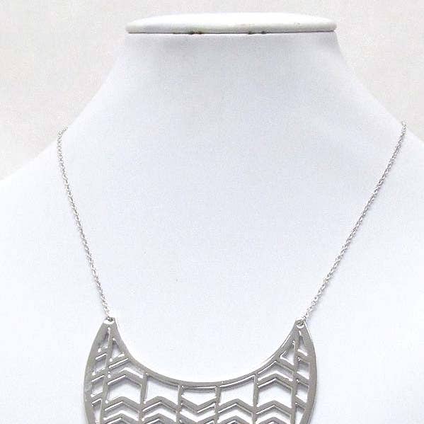 Jewelry Max - Wholesale Pendant/Charm Necklace - ( H915 ) GEOMETRIC NECKLACE0