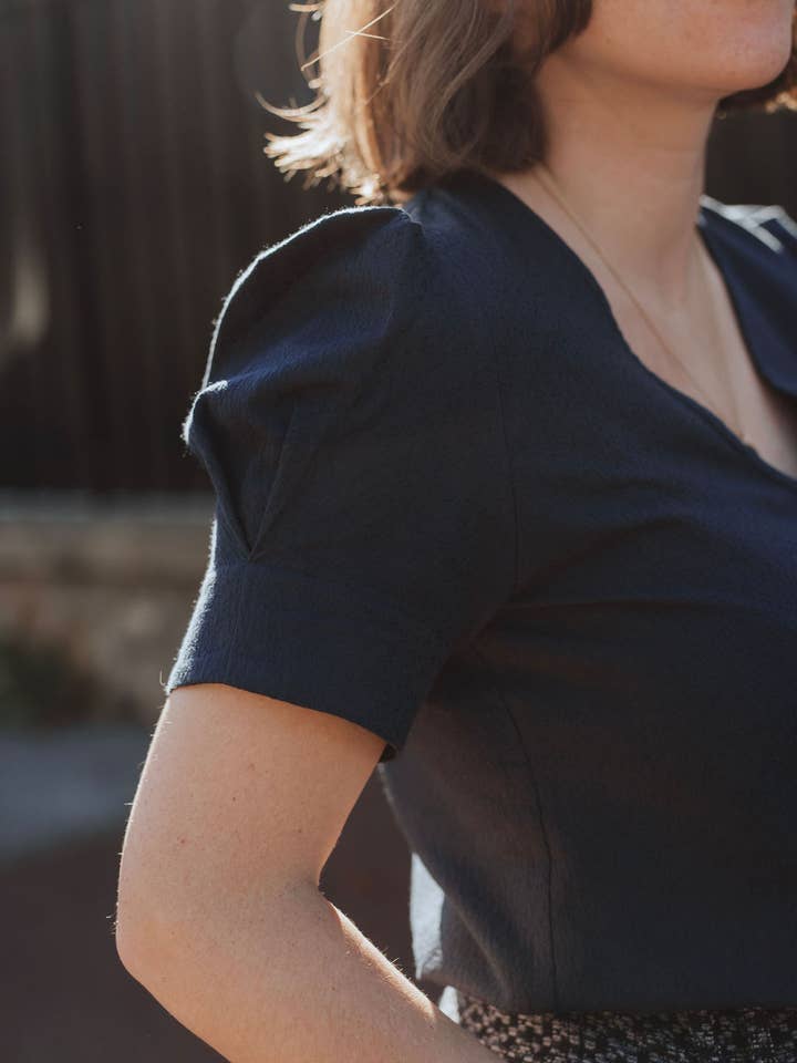 Sevenlie - Wholesale T-Shirt - Women's - Praha Blouse - Midnight Blue - Short Sleeves2