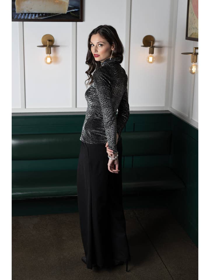 Rachel Walters Collection - Wholesale Knit Top - Women's - Silja Top Snake2