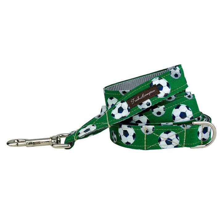 Grøn fodboldbold 6ft hundesnor - 1032 for engroshandel hos Trish Hampton