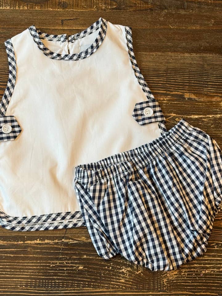 Gingham Apron Set for wholesale by Levi and Lane Blanks