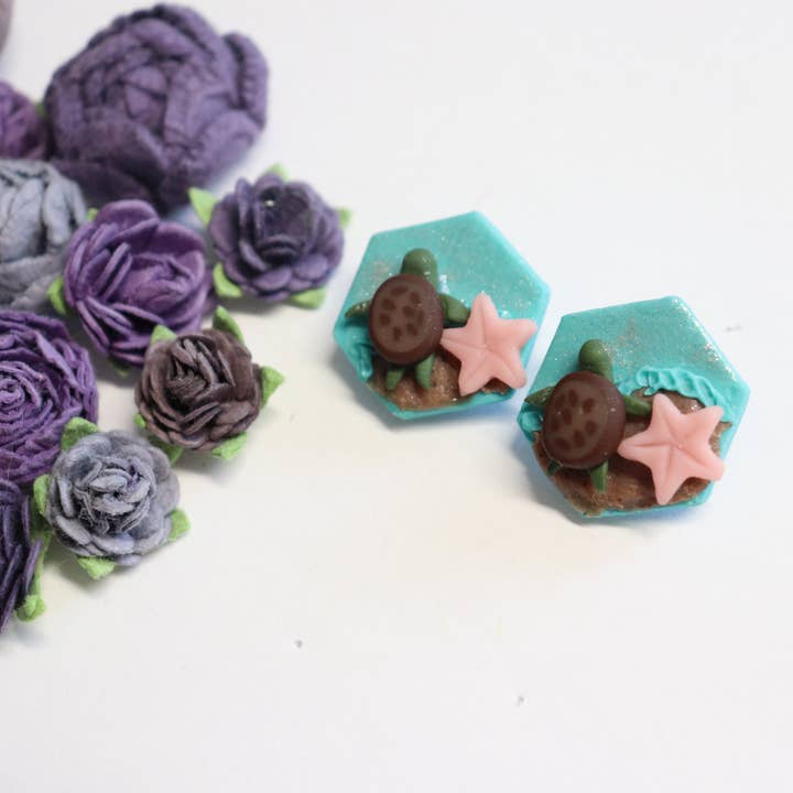 Turtle Seashore Stud for wholesale by Shaping Clays