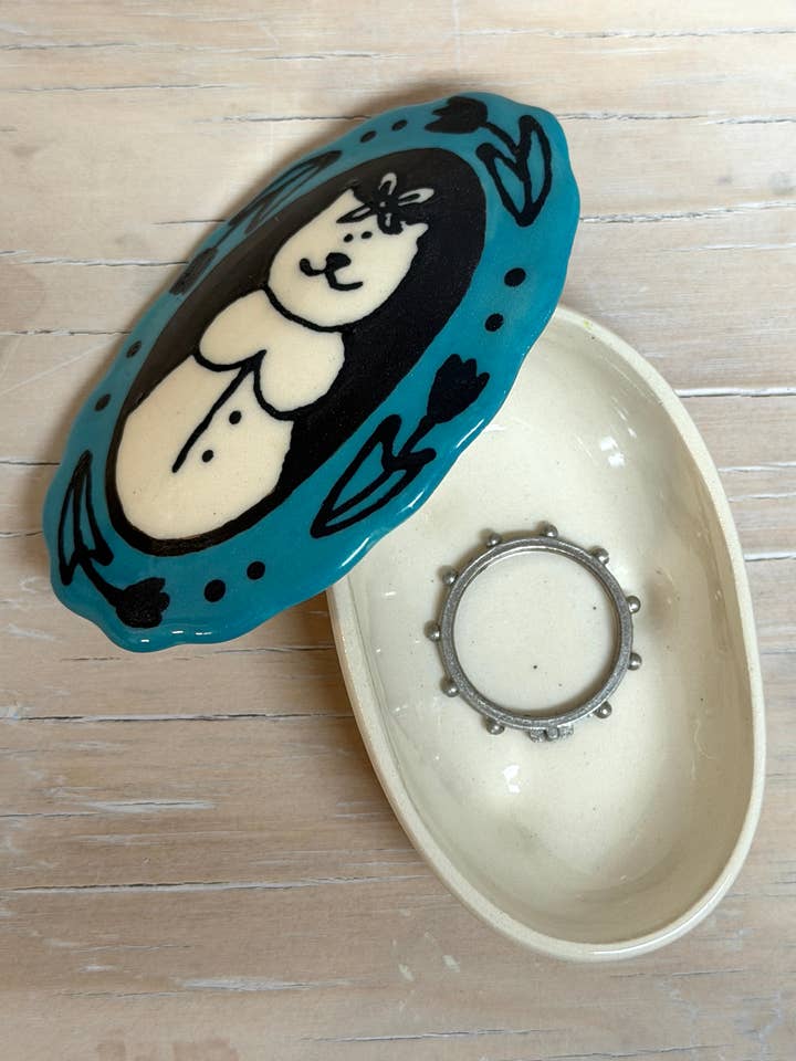 Boîte à Bijoux Chat Heureux pour la vente par Rolly Poly Studios