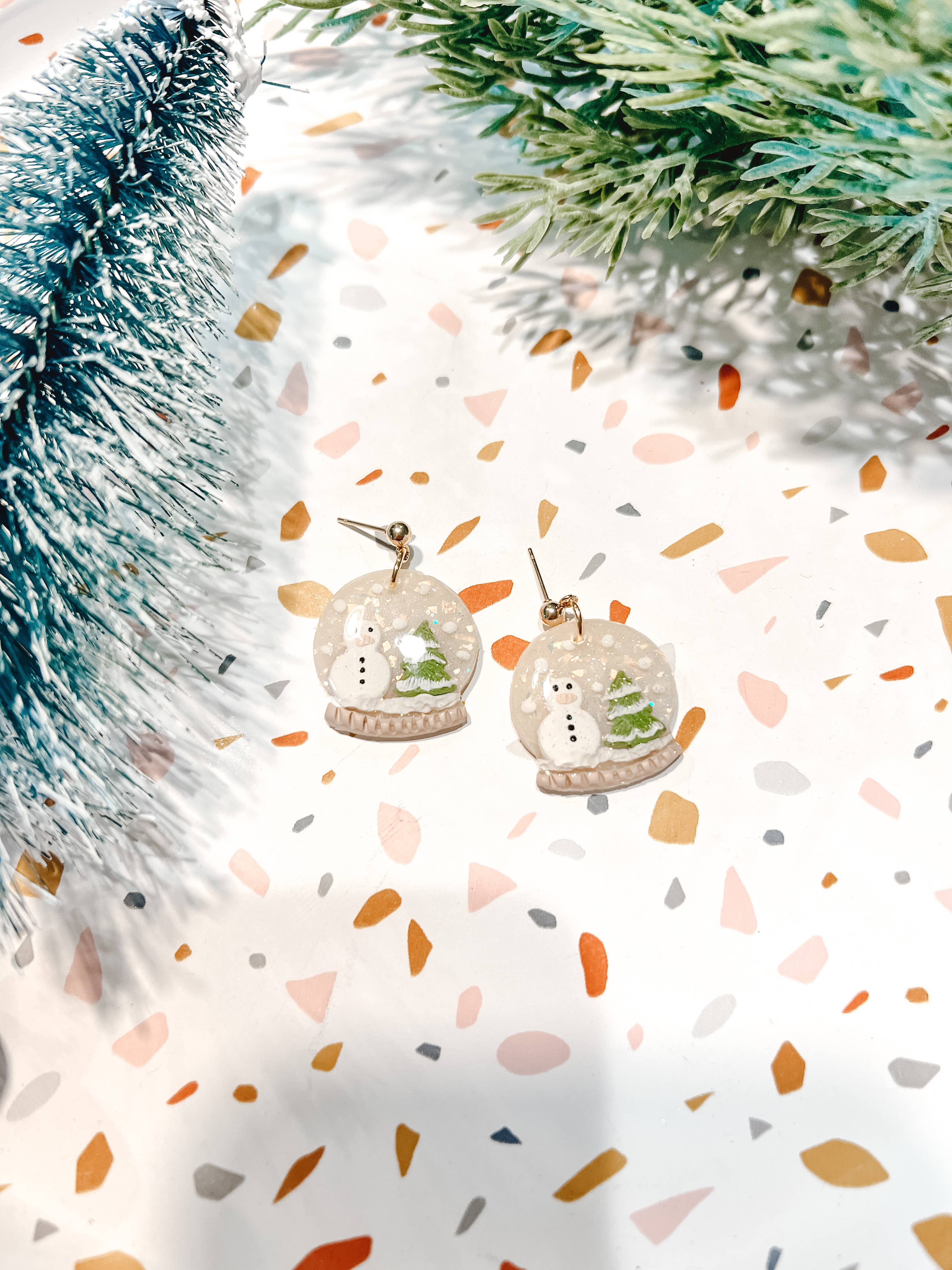 Belu Designss - Vendita all'ingrosso Orecchini pendenti - Orecchini natalizi in argilla polimerica Snowglobe Snowman4