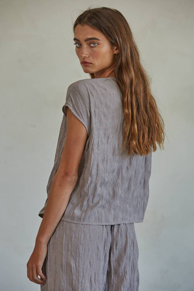 By Together - Vente Chemisier – femme - L6953 | Haut sans manches à col en V en polyester tissé avec nœud à l'avant8