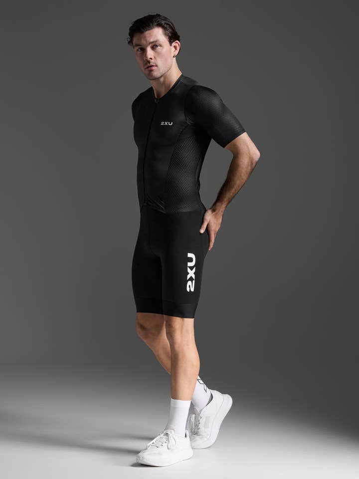 Aero Hex Sleeved Trisuit #4 for wholesale by 2XU Canada