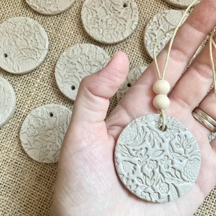 8 o'clock LINEN CO. - Wholesale Reed Diffuser - Clay Essential Oil Diffuser4