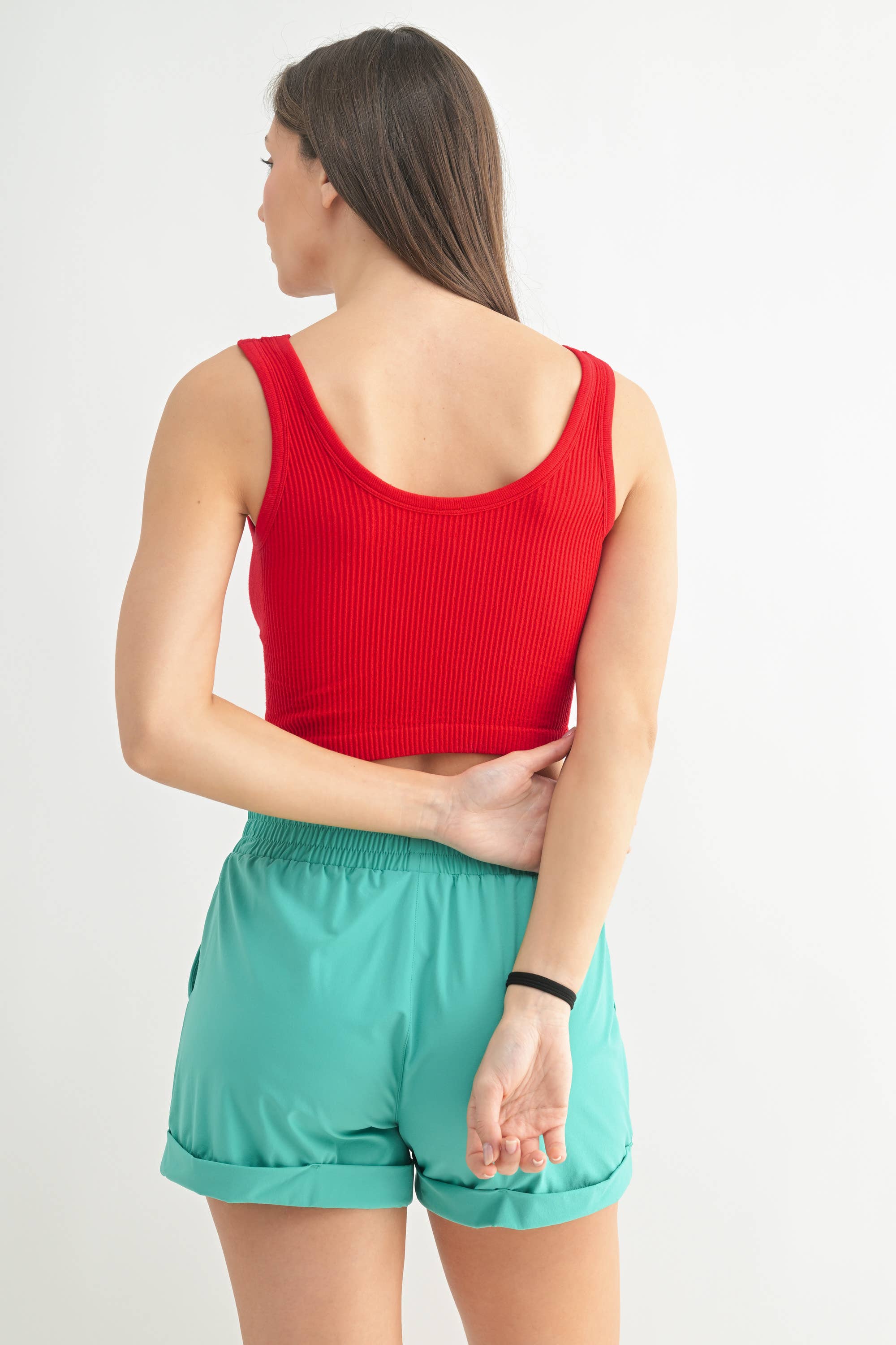 Mono B - Wholesale Tanktop - Dames - Geribbelde naadloze cropped tanktop6