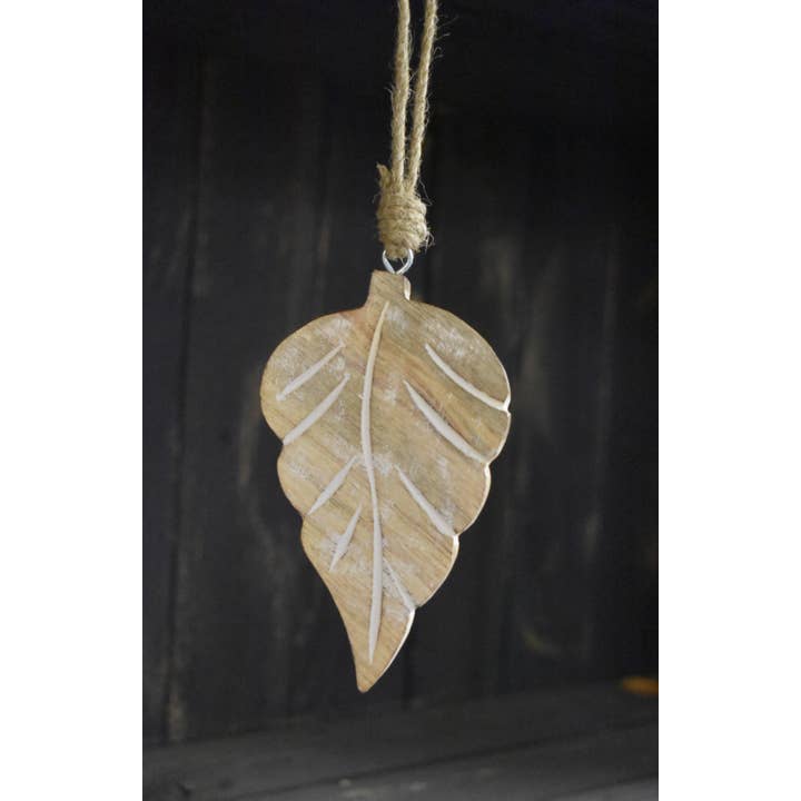 Wholesale Home Decor - Wholesale Wall Accent - Whitewashed Maple Leaf 3x5in