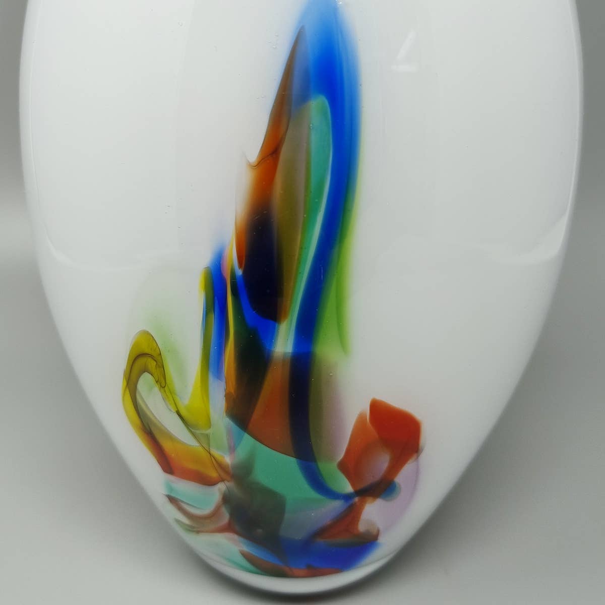 MadInteriorArt - Wholesale Vase - Splendid Vase from the 1970s Handcrafted in Murano Glass.4