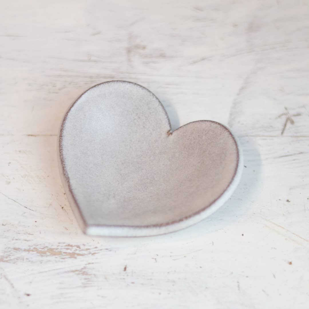 Gravesco Pottery - Wholesale Decorative Plate/Dish/Bowl - Handmade Heart-Shaped Trinket Dish in Cream7