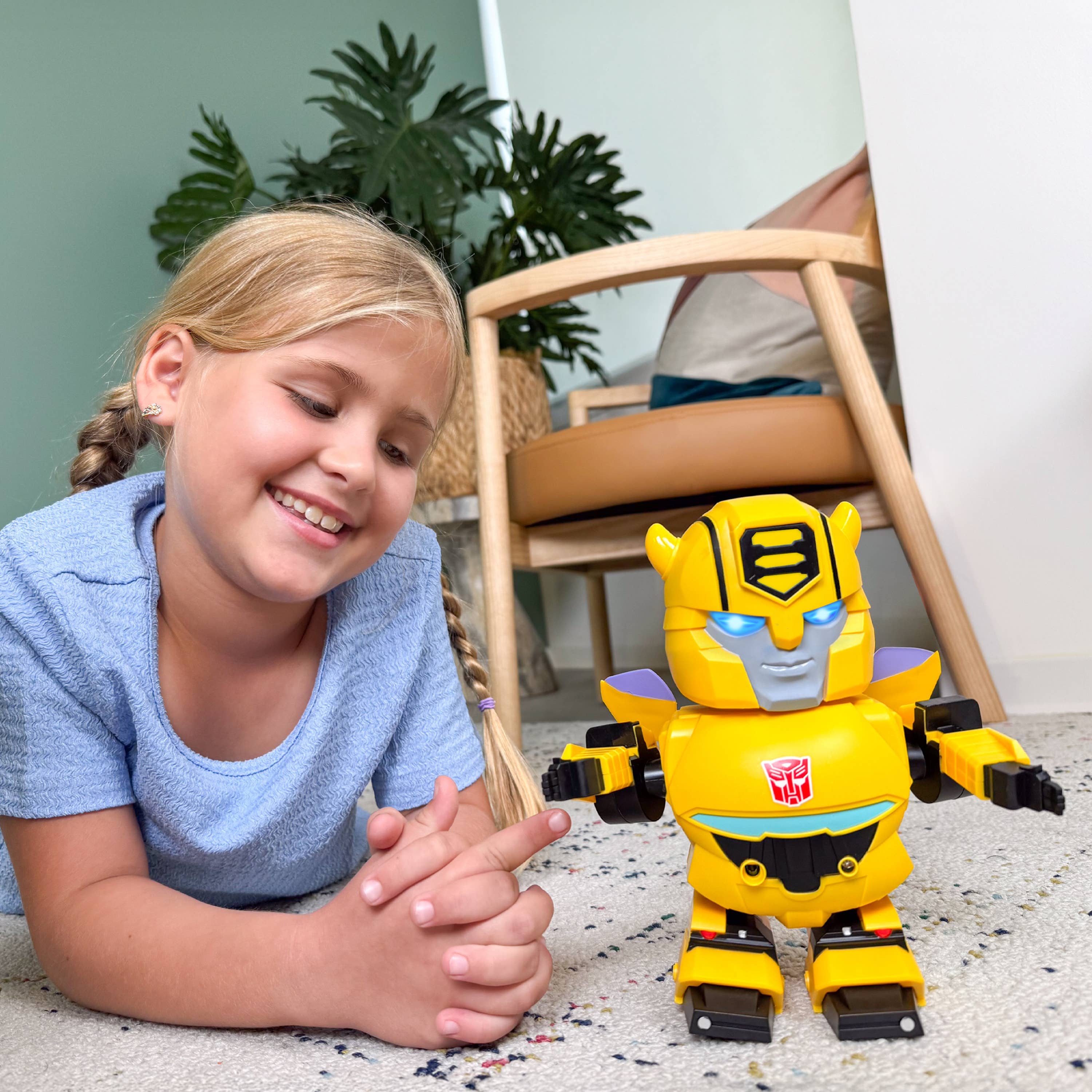 World Tech Toys - Wholesale Electronic Toy - Kids & Baby - Transformers Bumblebee Dancing Robot2