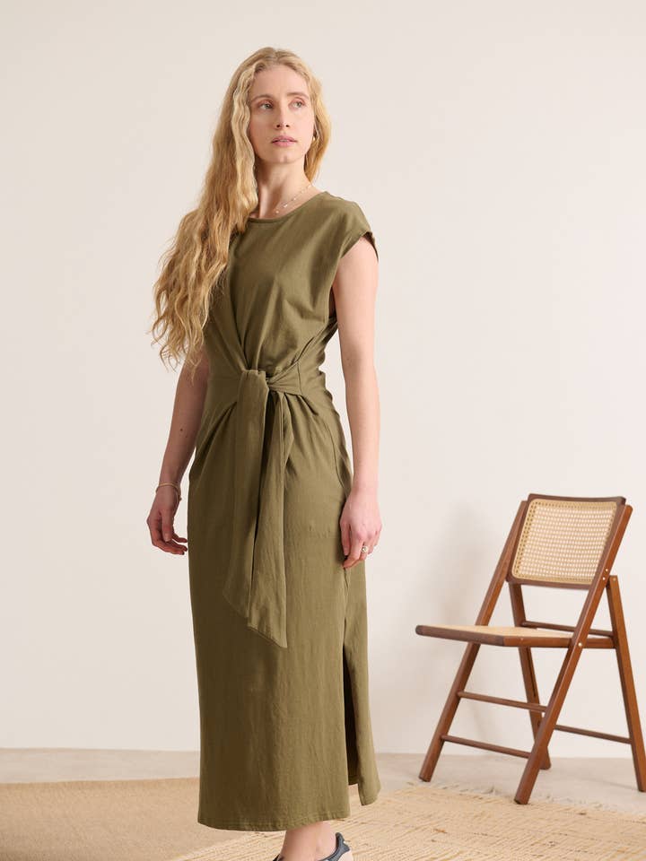 Valene - Midi Dress with Knot for wholesale by Garance Paris