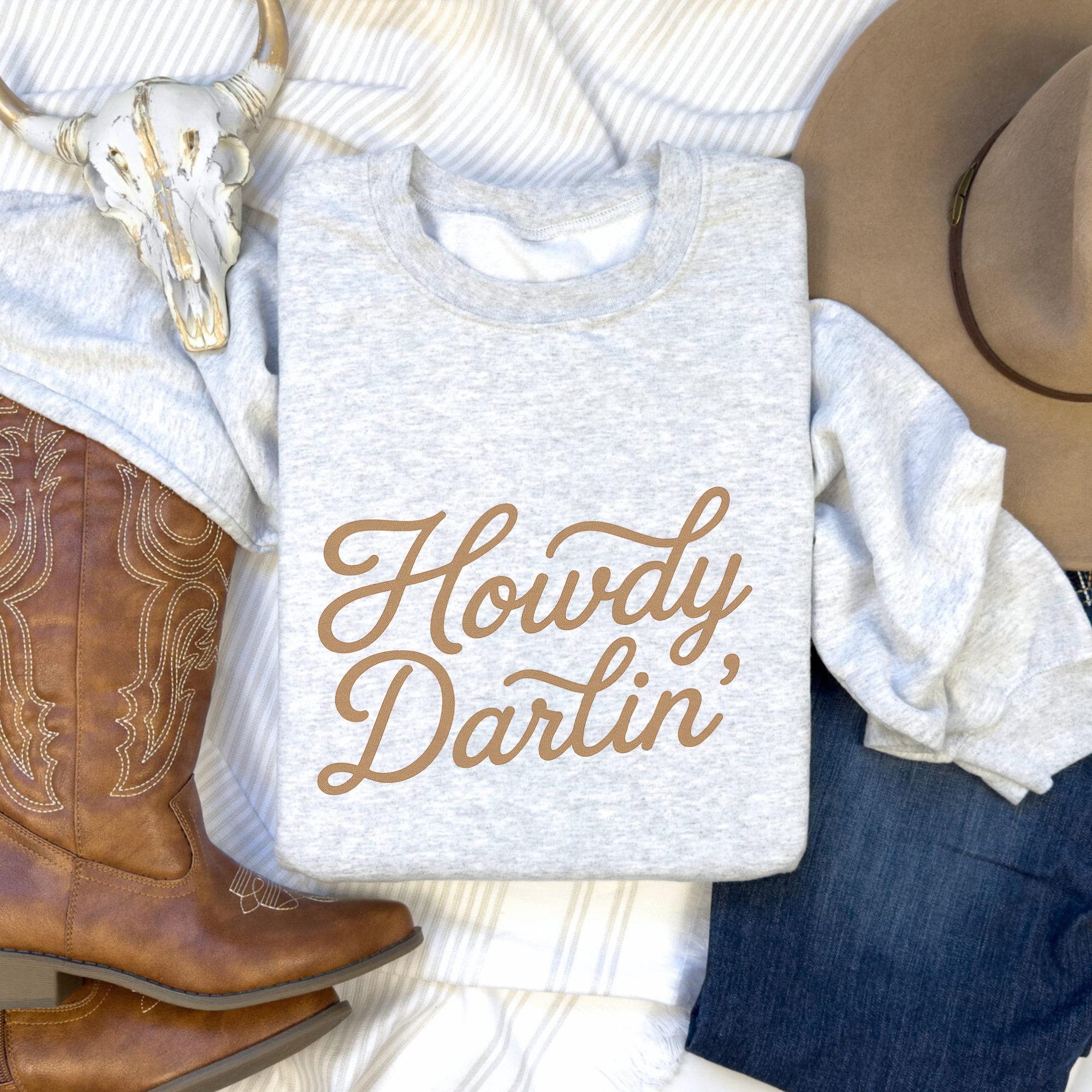 Trendznmore - Modern Graphic Apparel - Wholesale Graphic Sweatshirt - Women's - Howdy Darlin Country Crewneck Sweatshirt3