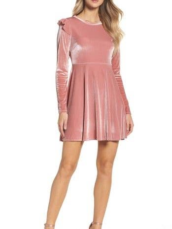 Lola Velvet Kleid für den Großhandel von NSR