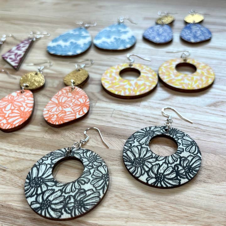 Beth Lewis Art – wholesale Dangle earrings – New Colourful Wooden Earrings23