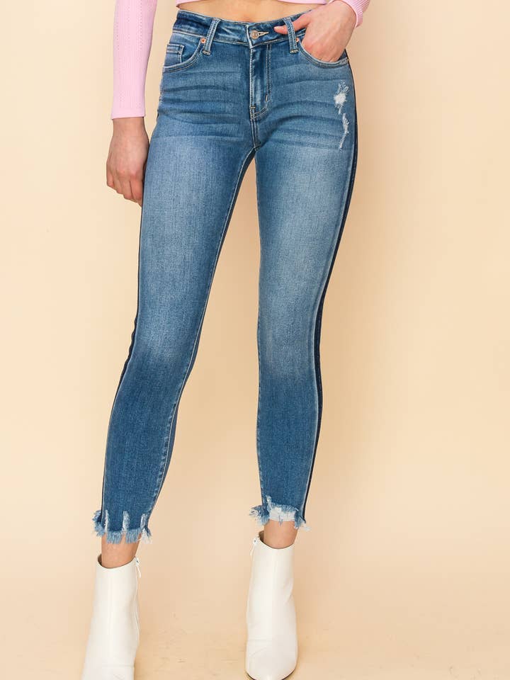 JEANS AJUSTADOS DESGASTADOS DE TALLE MEDIO HASTA EL TOBILLO para venta al por mayor de ARTEMIS VINTAGE