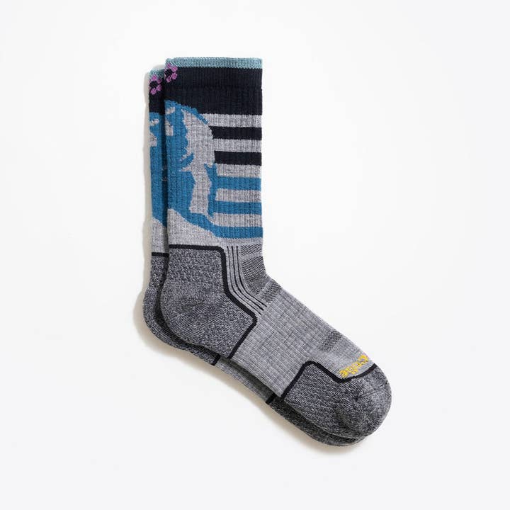 ToughCutie – Großhandel Socken – Damen – Wander-Crew „Sasha the Fierce Bear“ aus Merinowolle