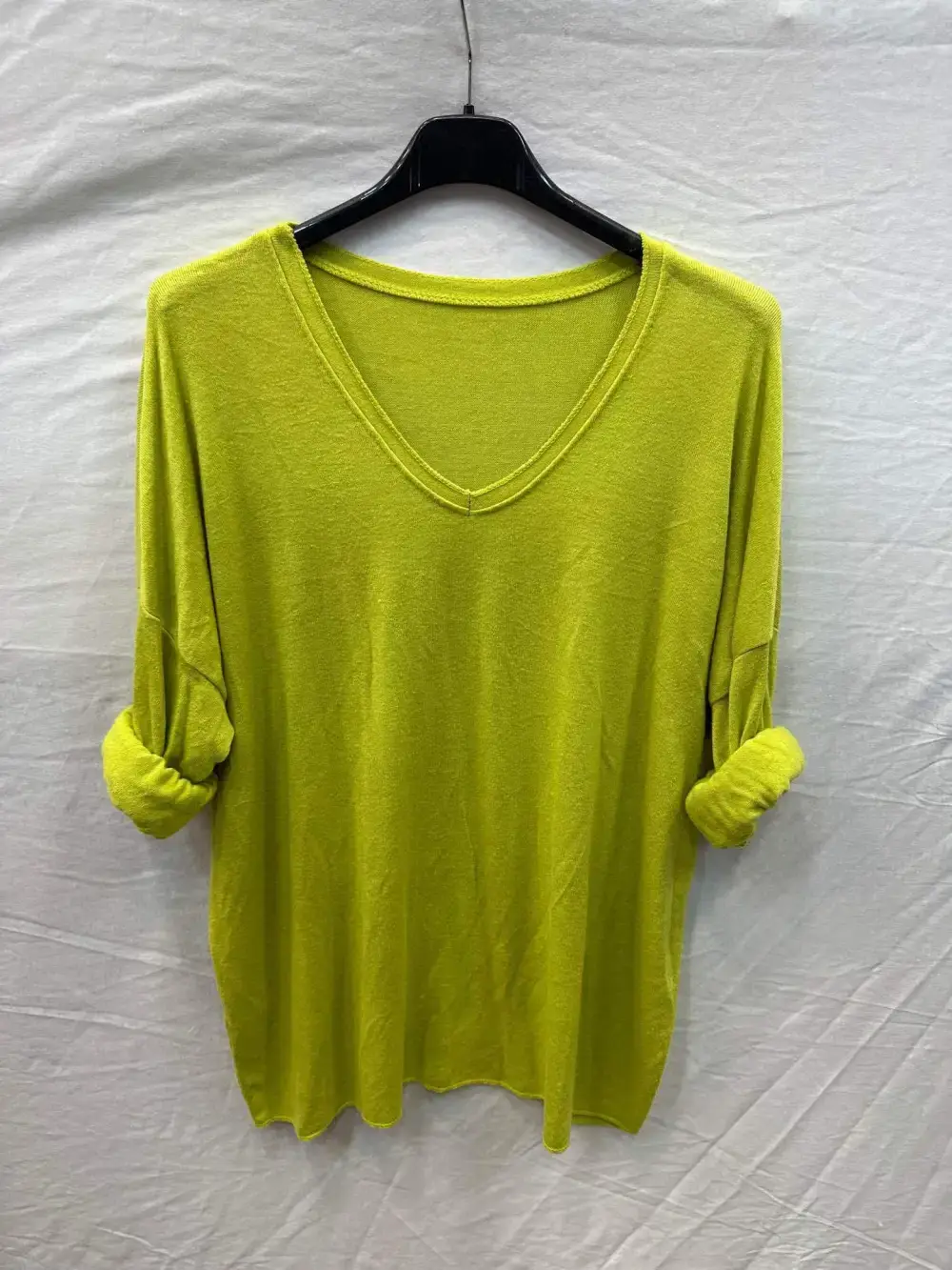 Mimi & Gogo – wholesale Pullovertröja - Dam – Grundläggande V-ringad topp @6337_PulVVFente6