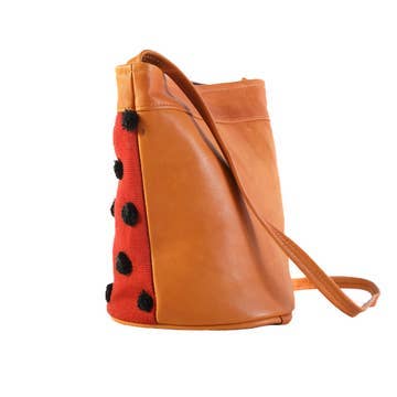 Awamaki - Wholesale Crossbody Bag - Women's - Woven Bucket Bag4