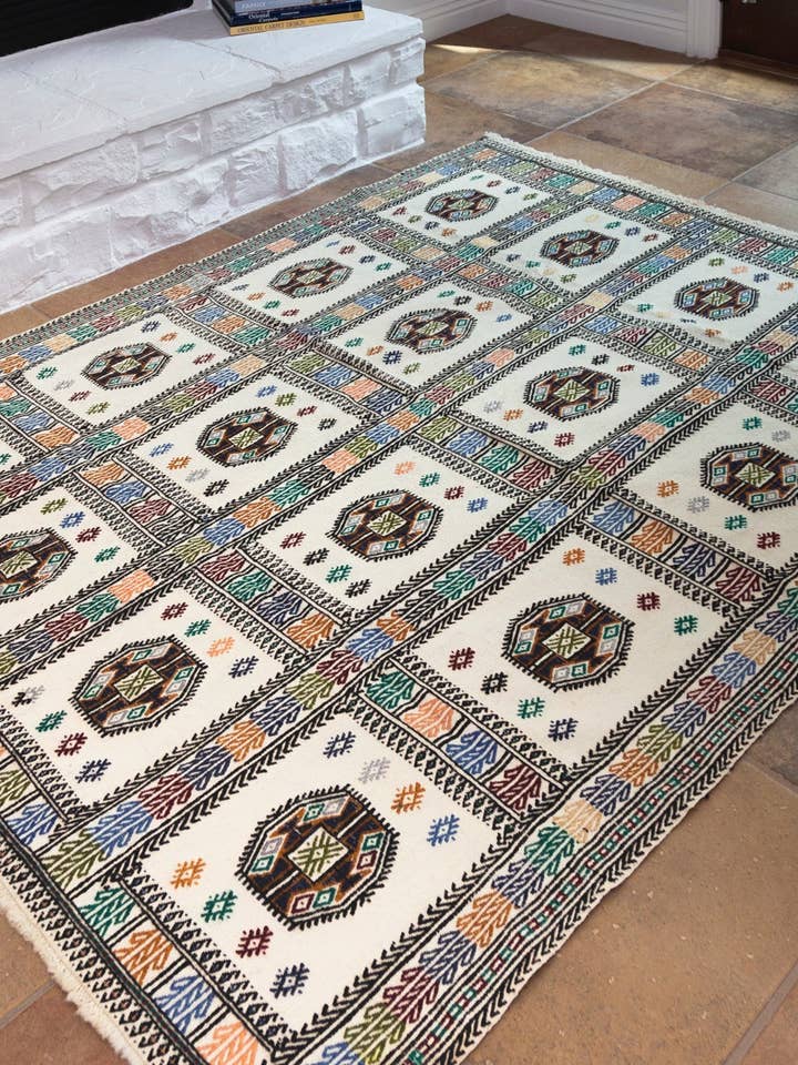 Rüya Handmade Turkish Rug for wholesale by Mosaic Atelier