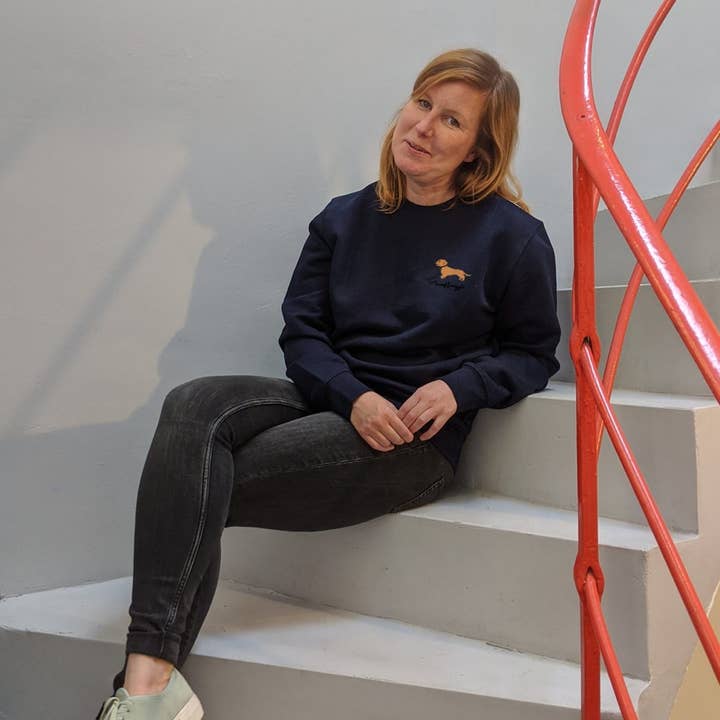 Suéter unisex con bordado de perro Wishing Dog para venta al por mayor de woof & wiggle