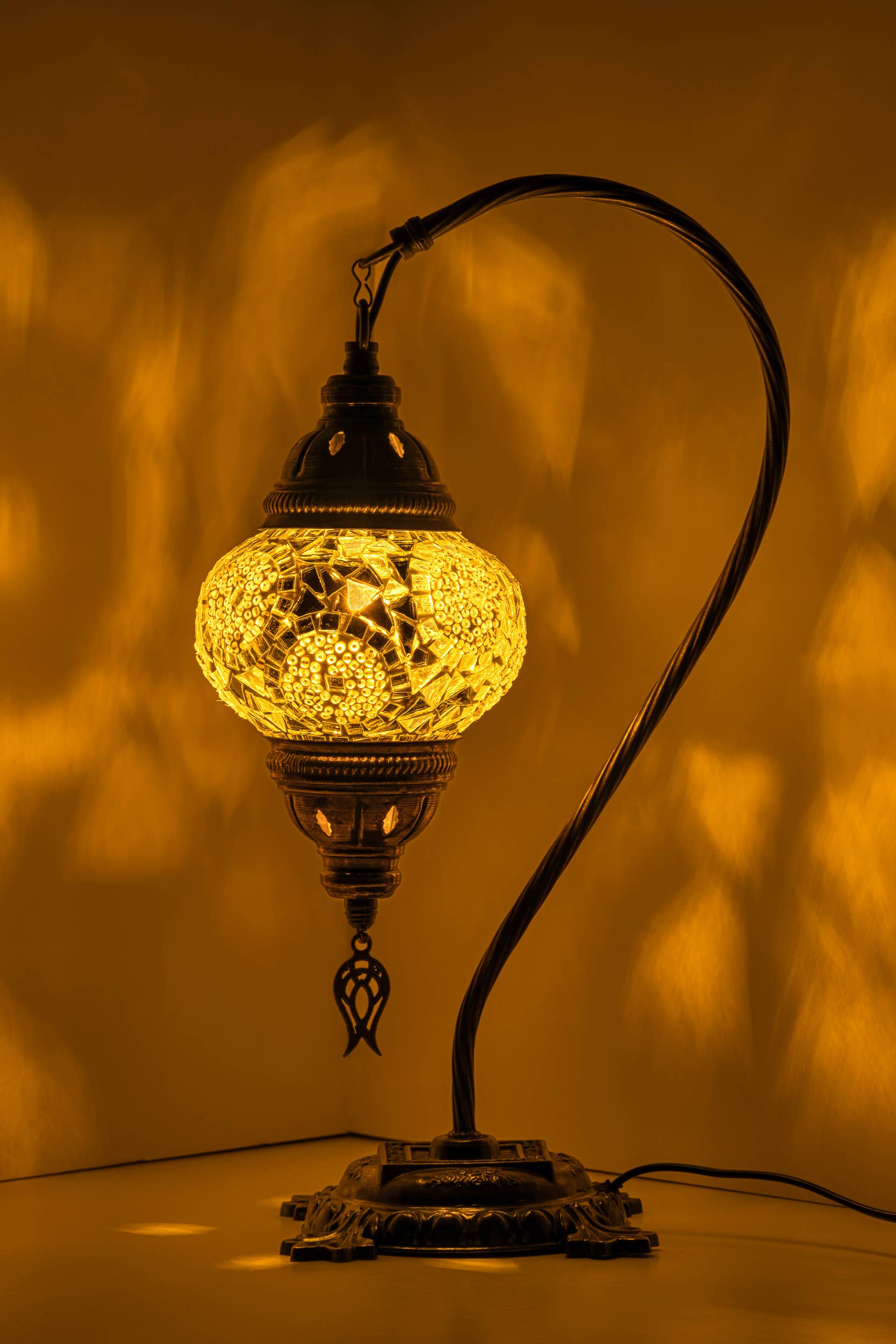 KAFTHAN - Wholesale Accent/Desk Lamp - Swan Neck Mosaic Lamps | Christmas & Holiday Decor Lighting53