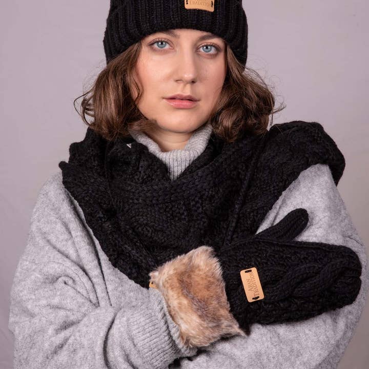 Aran Traditions - Wholesale Beanie - Women's - Aran Cable Knit Beanie Hat6