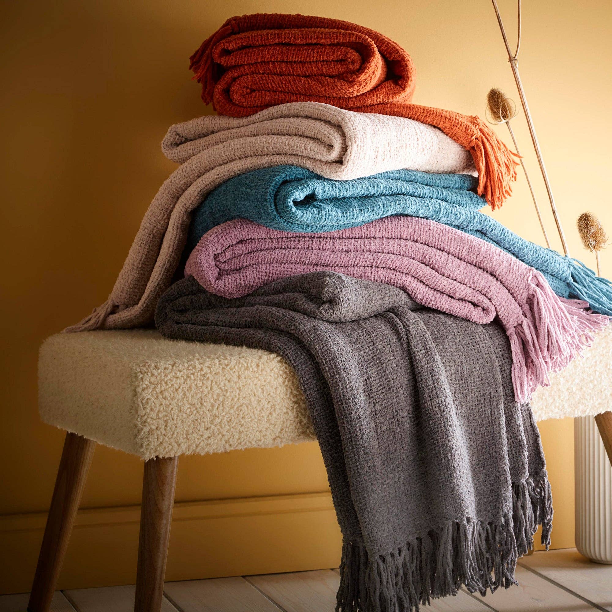 UW Home - Wholesale Throw Blanket - Chenille Throw by Appletree Loft in Heather 130 x 180cm3