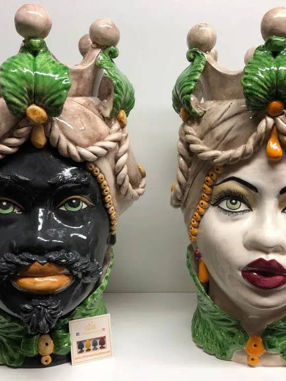 Zefiro Moor's Heads Caltagirone Ceramic cm H.43 L.26 Artisan Ecru Green Leaves for wholesale by DD Ceramiche Siciliane