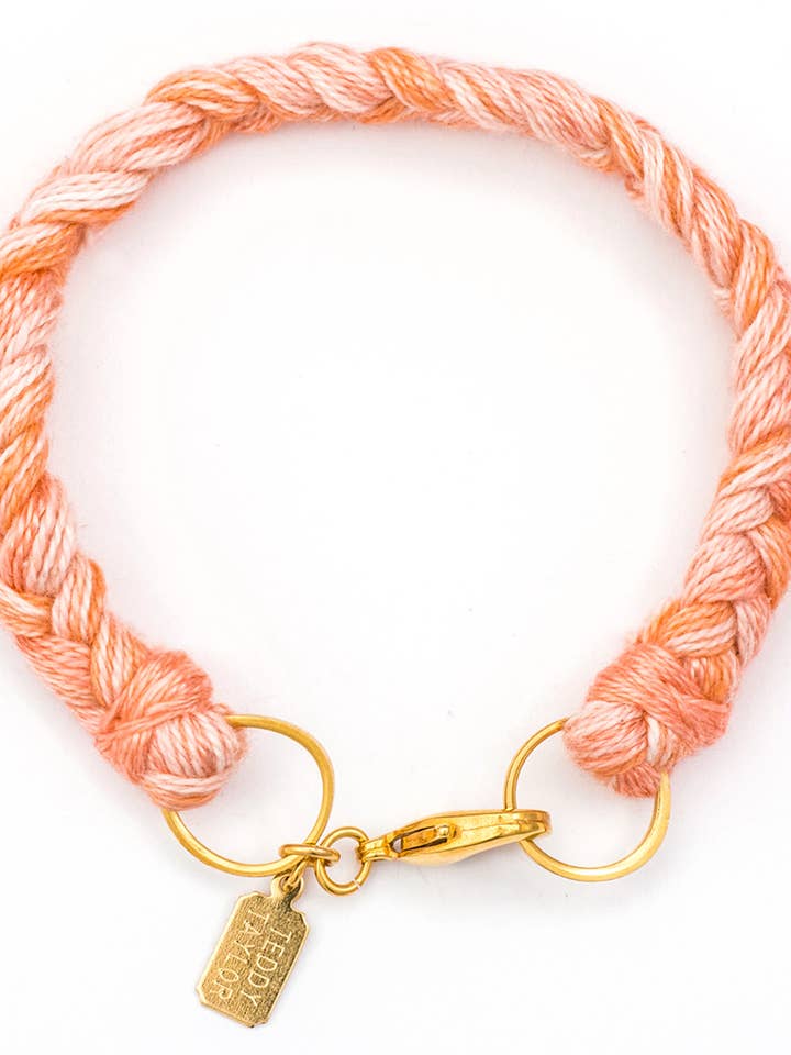 Bracciale Fresia Orange - Tinto a mano per la vendita all'ingrosso da parte di Teddy Taylor Jewelry