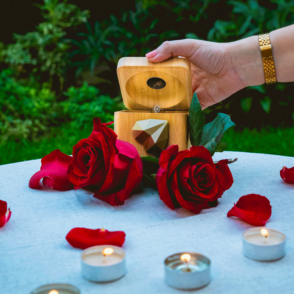 Lovebox (Europe) - Vente Boîtes décoratives - Lovebox Yes I Do - Le cadeau parfait pour la Saint-Valentin10