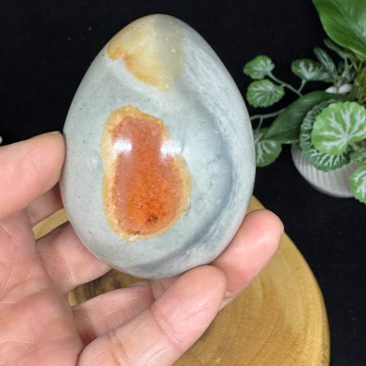 The 7 Directions - Wholesale Spiritual Stone/Crystal - 7 pc Mica Iolite fire quartz sphere w/ display stand G9969