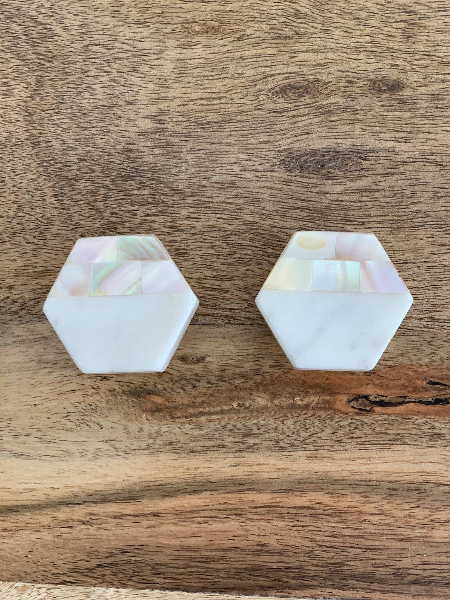 Delmar Decor – Engroshandel Knap/træk – Abolone Shell og sten drejeknapper og trækker5