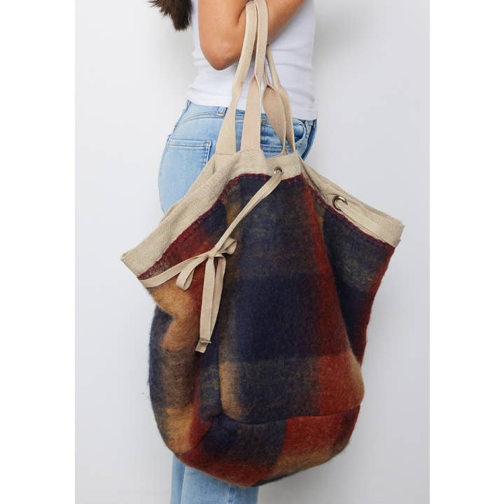 Large Reversible Canvas Tote Bag with Navy Plaid Interior for wholesale on Faire5