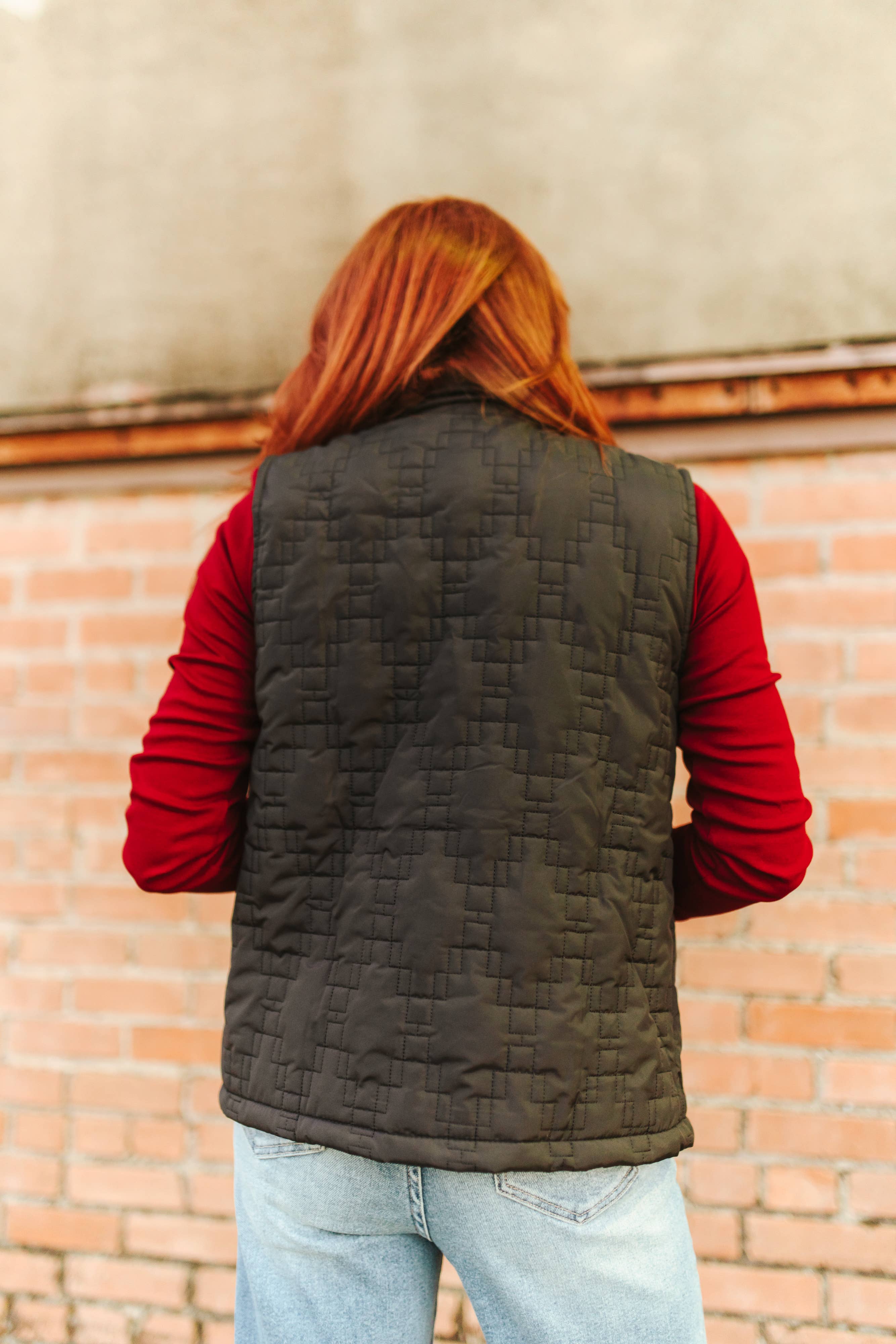 LUCKY & BLESSED - Wholesale Outerwear Vest - Women's - Solid Black Quilted Vest2