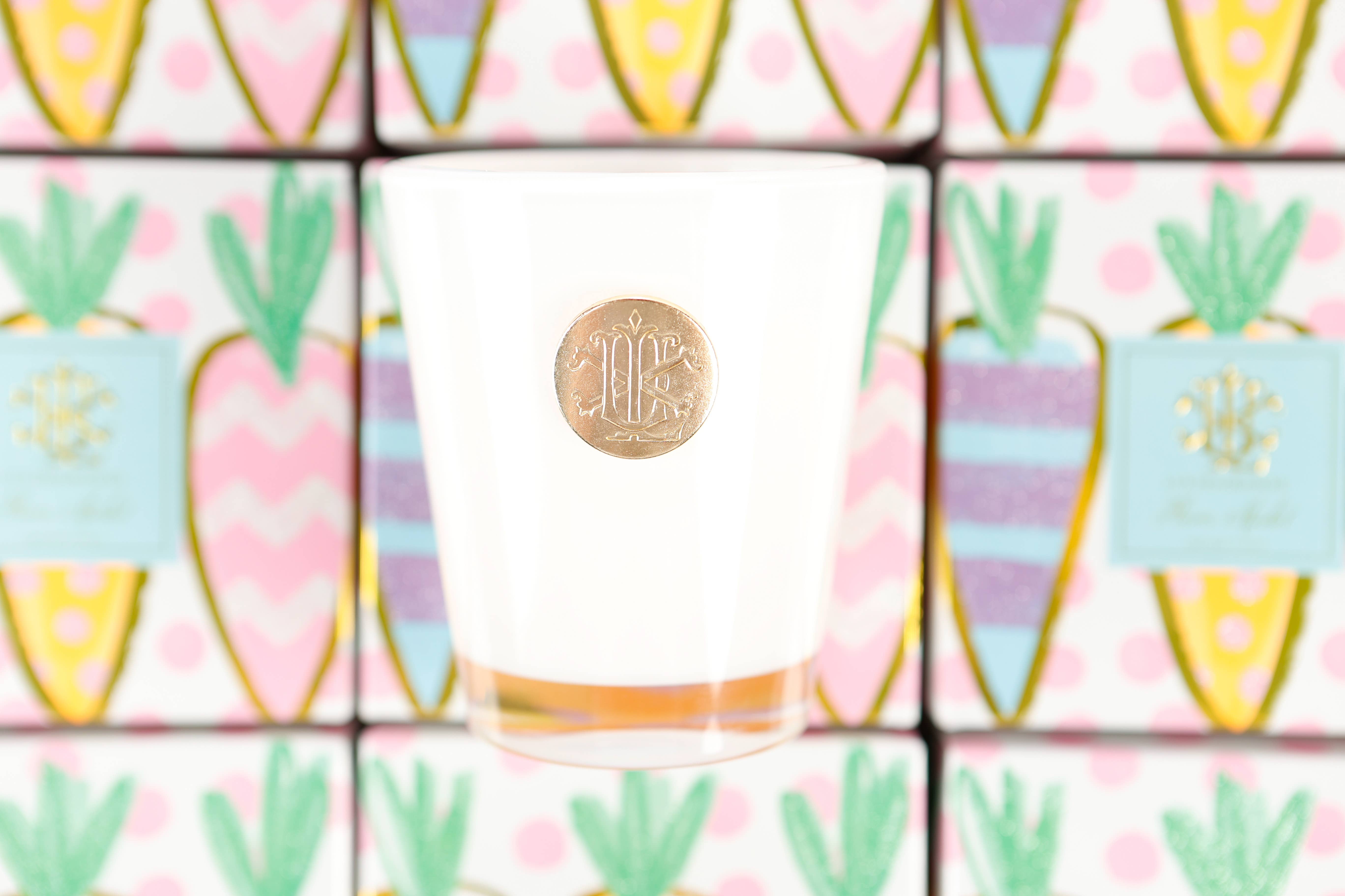 LUX FRAGRANCES - Wholesale Jar/Filled Candle - FLOWER MARKET 8OZ DESIGNER BOXED CANDLE1