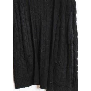 Curve Market - Wholesale Cardigan - Women's - PLUS SIZE CABLE KNIT OPEN FRONT SIDE POCKETS CARDIGAN1