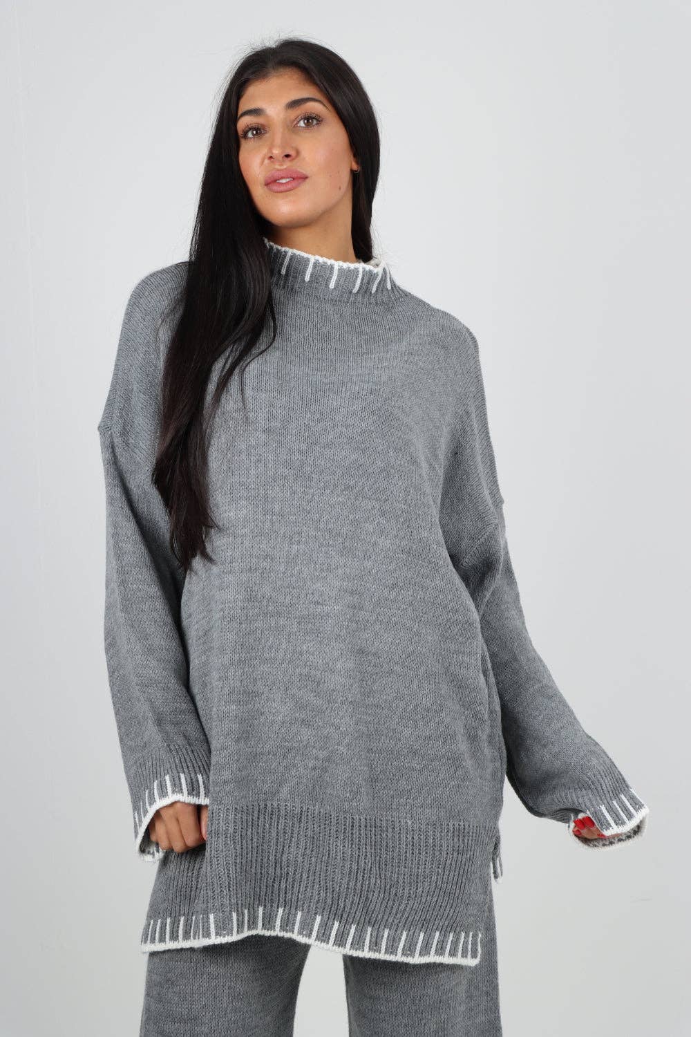 Miss Bold – Engroshandel Loungesæt - Dame – Italienske oversize strikkede sæt i matchende design13